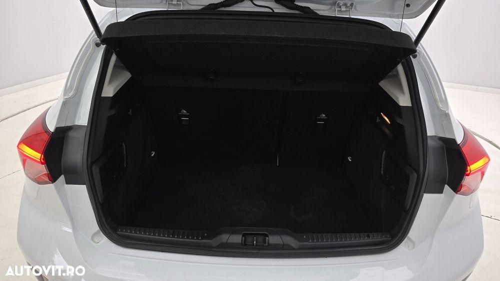Ford Focus 1.0 EcoBoost Titanium - 25