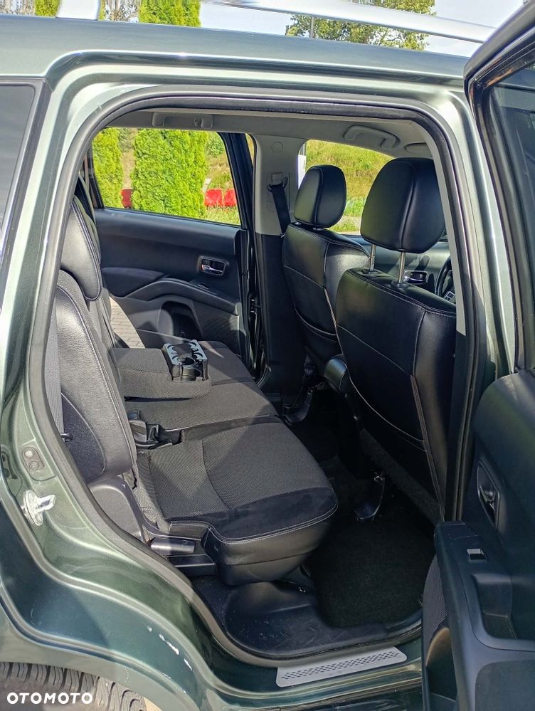 Peugeot 4007 - 5