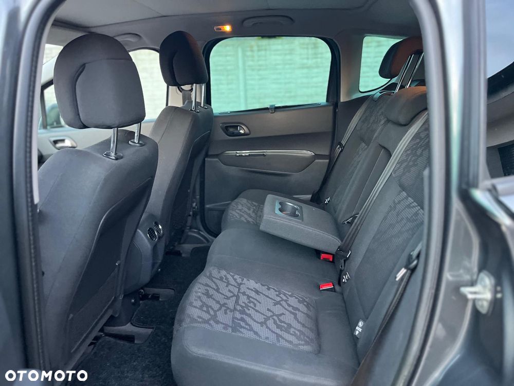 Peugeot 3008 HDi 150 Allure - 25