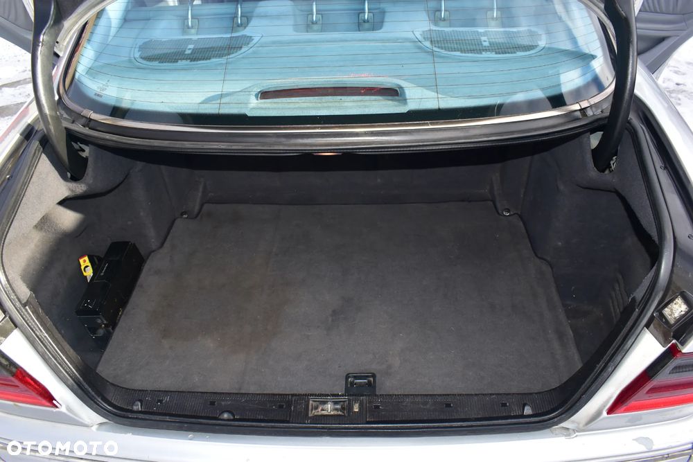 Mercedes-Benz Klasa E - 16