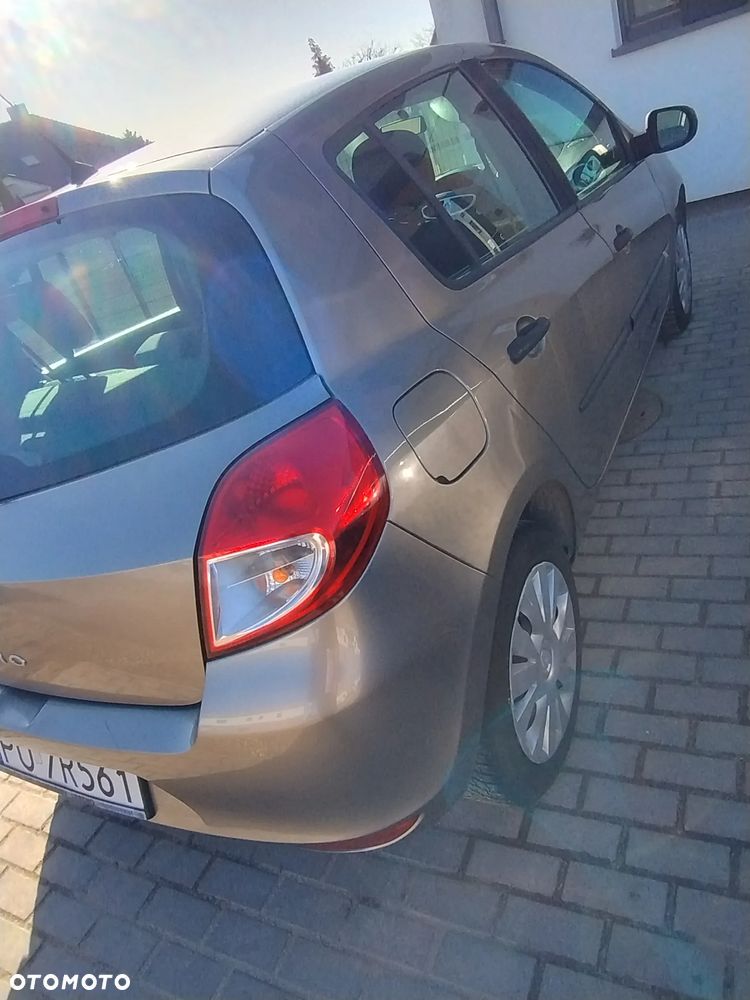 Renault Clio 1.2 TCE Alize - 4