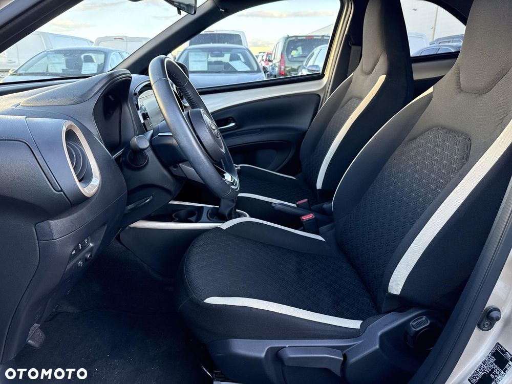 Toyota Aygo X - 15