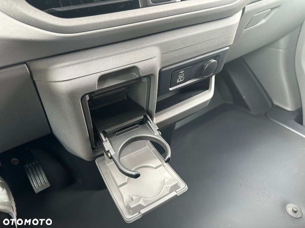 Volkswagen Transporter Furgon Plus - 22