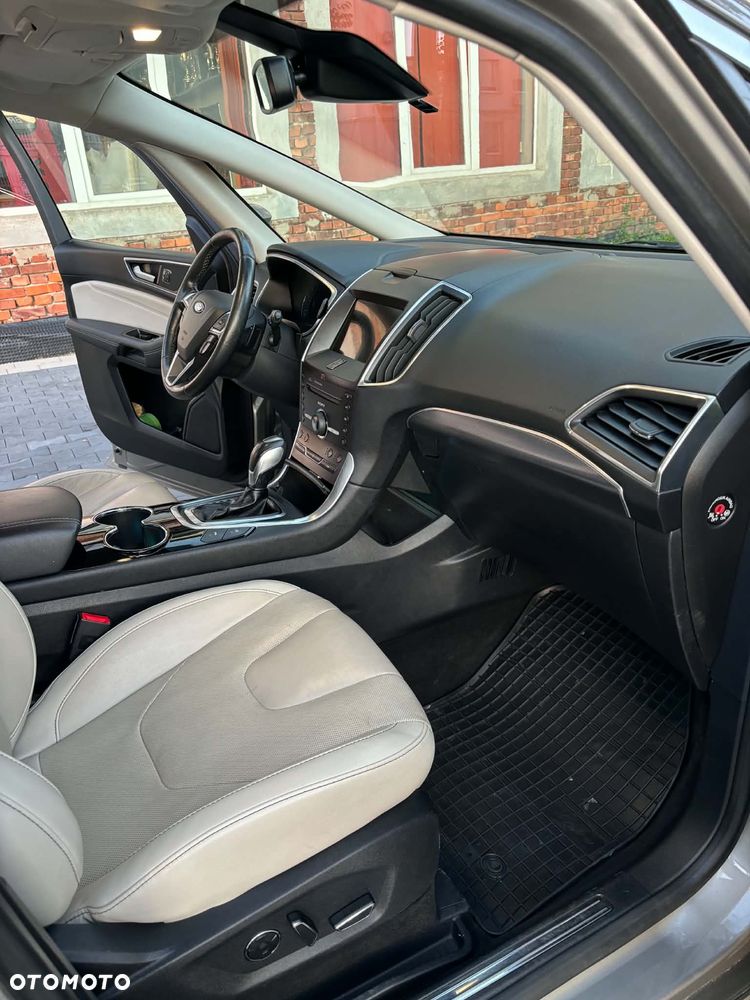 Ford S-Max 2.0 TDCi 4WD Titanium PowerShift - 15