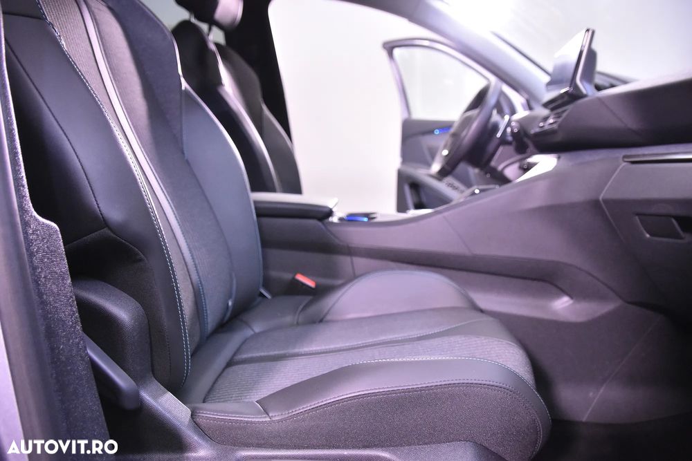 Peugeot 3008 - 8