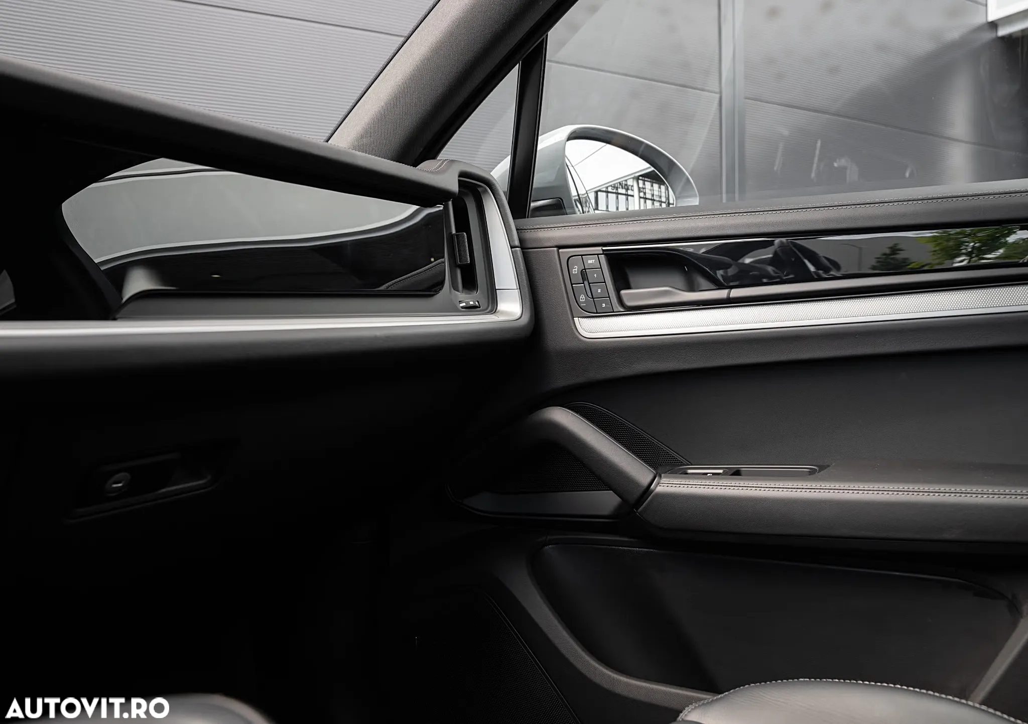 Porsche Cayenne Standard - 28