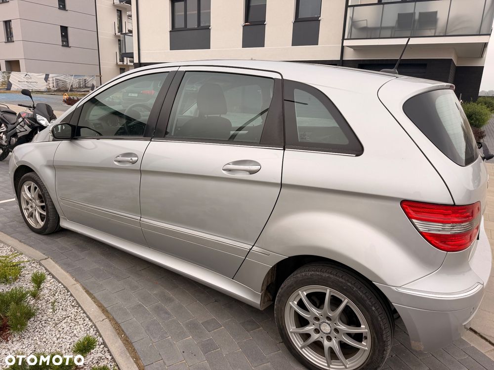 Mercedes-Benz B-Class 2007 photo 2