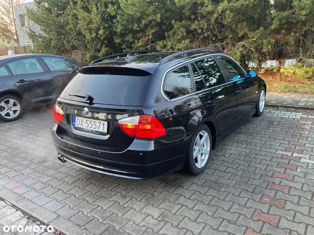 BMW Seria 3 325i - 6