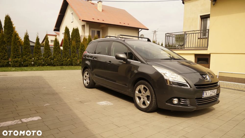 Peugeot 5008 1.6 HDi Access 7os - 5