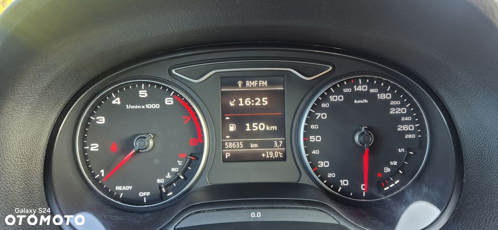 Audi A3 Sportback 35 TFSI cylinder on demand S tronic - 9