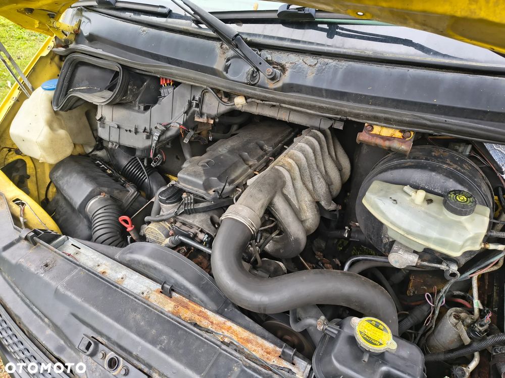 Mercedes-Benz Sprinter - 15