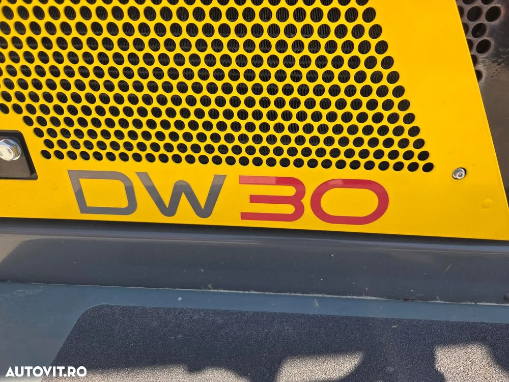 Wacker DUMPER 3 TONE, basculare LATARALA, CABINA cu aer conditionat, 2023, EX DEMO cu 152 ore, anv 98% ok, motor Perkins 50CP, lungime 3,7m, inaltime 2,8m, latime 1,8m, Masa operationala 5,8t, masa propie 2,8t, leasing 4 ani-CA NOU-PROMOTIE 26.900Eur+Tva - 14