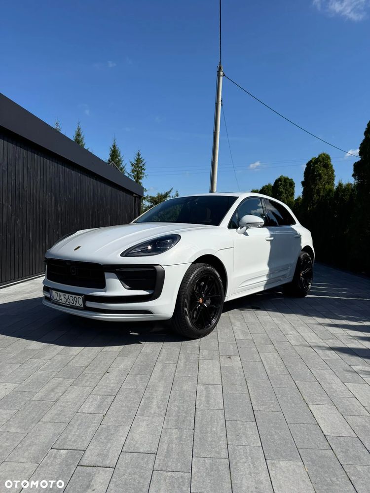 Porsche Macan Standard - 1