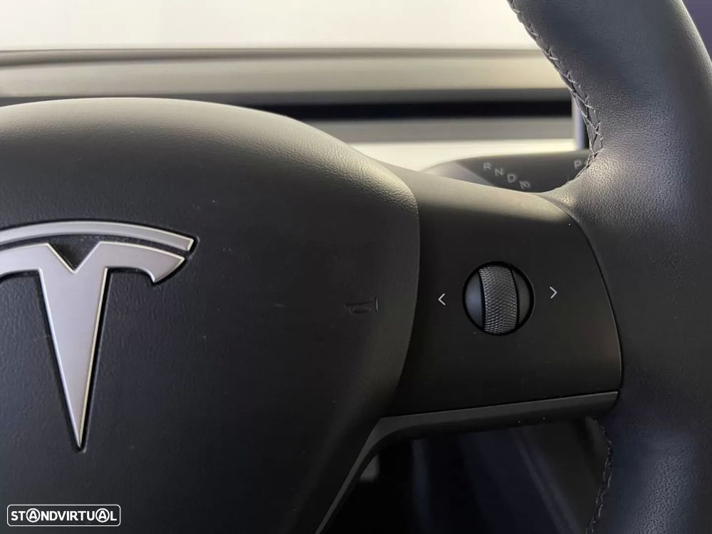 Tesla Model 3 Tração Traseira Premium - 40