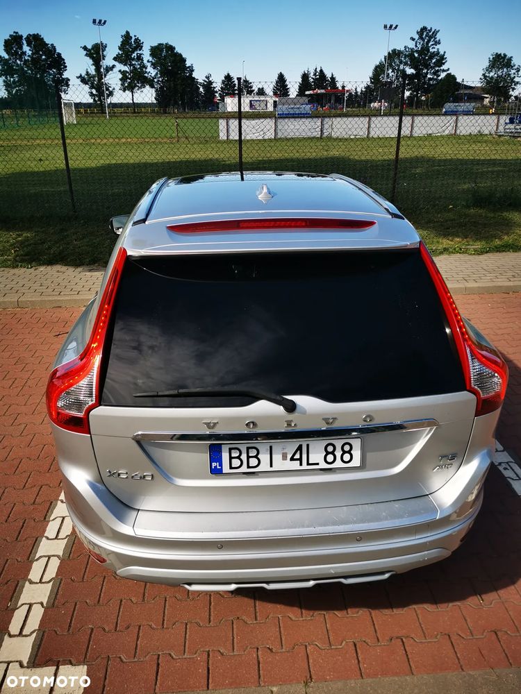 Volvo XC 60 - 6