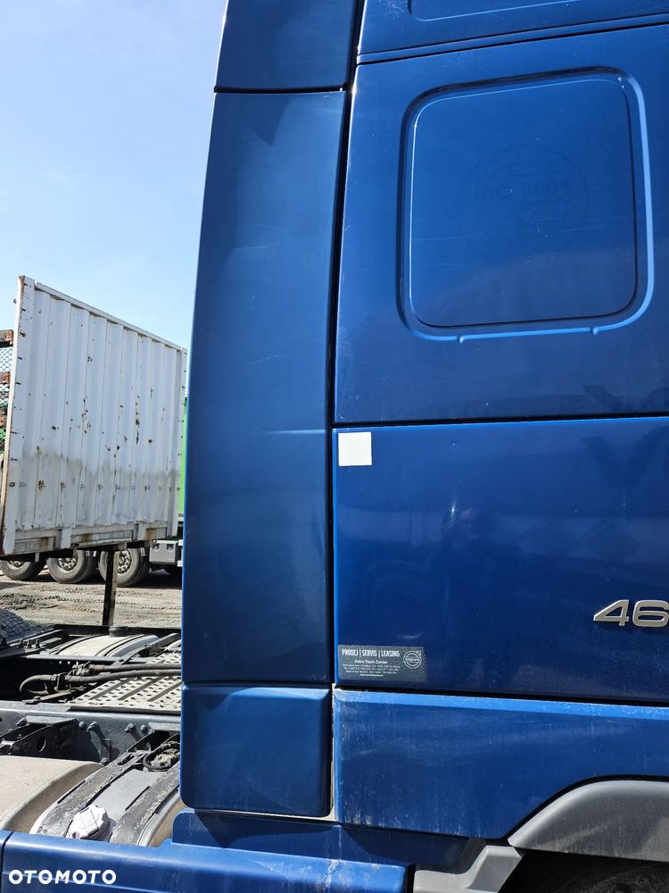 owiewka zakabinowa volvo fh13 lewa i prawa - 4