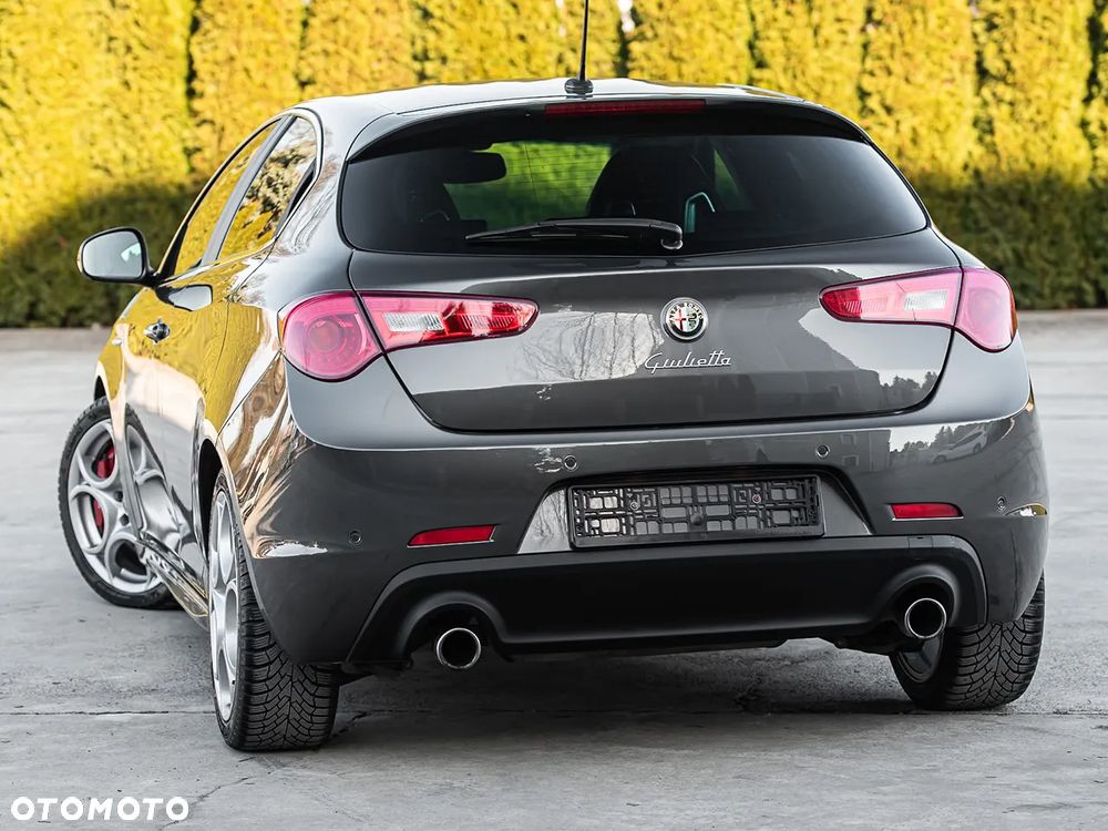 Alfa Romeo Giulietta 1.8 TBi 16V TCT Quadrifoglio Verde - 9