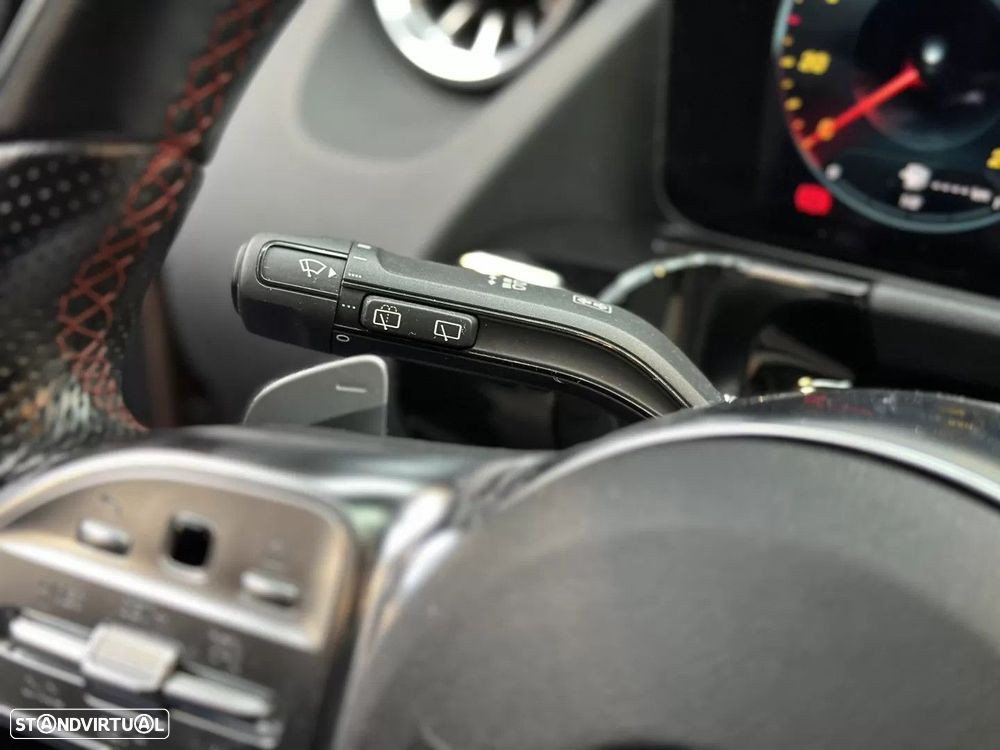 Mercedes-Benz GLA 250 e AMG Line - 33