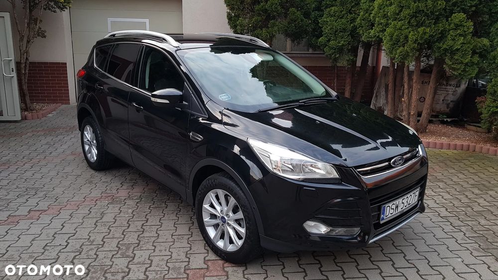 Ford Kuga 2.0 TDCi FWD Titanium Plus - 32
