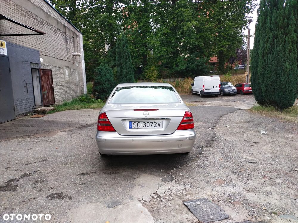 Mercedes-Benz Klasa E 220 CDI Automatik Classic - 6