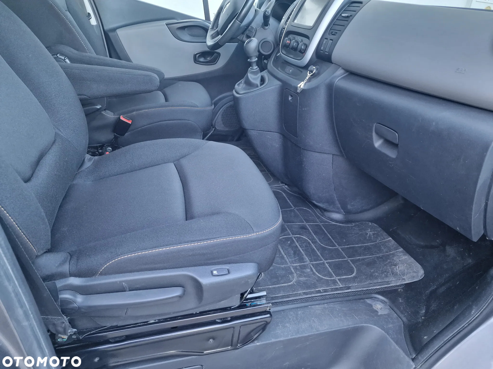 Renault Trafic ENERGY 1.6 dCi 120 Start &St Grand Combi L2H1 Expression - 3