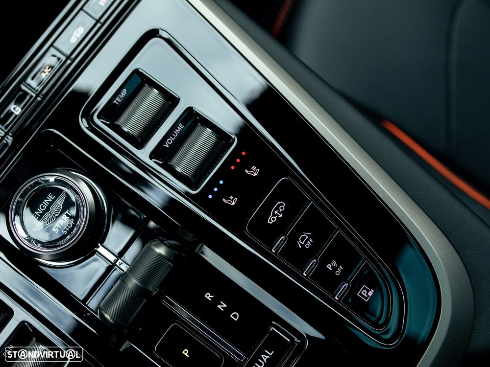 Aston Martin DBX 707 - 38