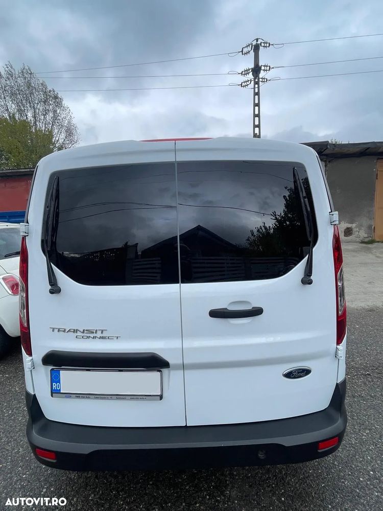 Ford Transit Connect - 11