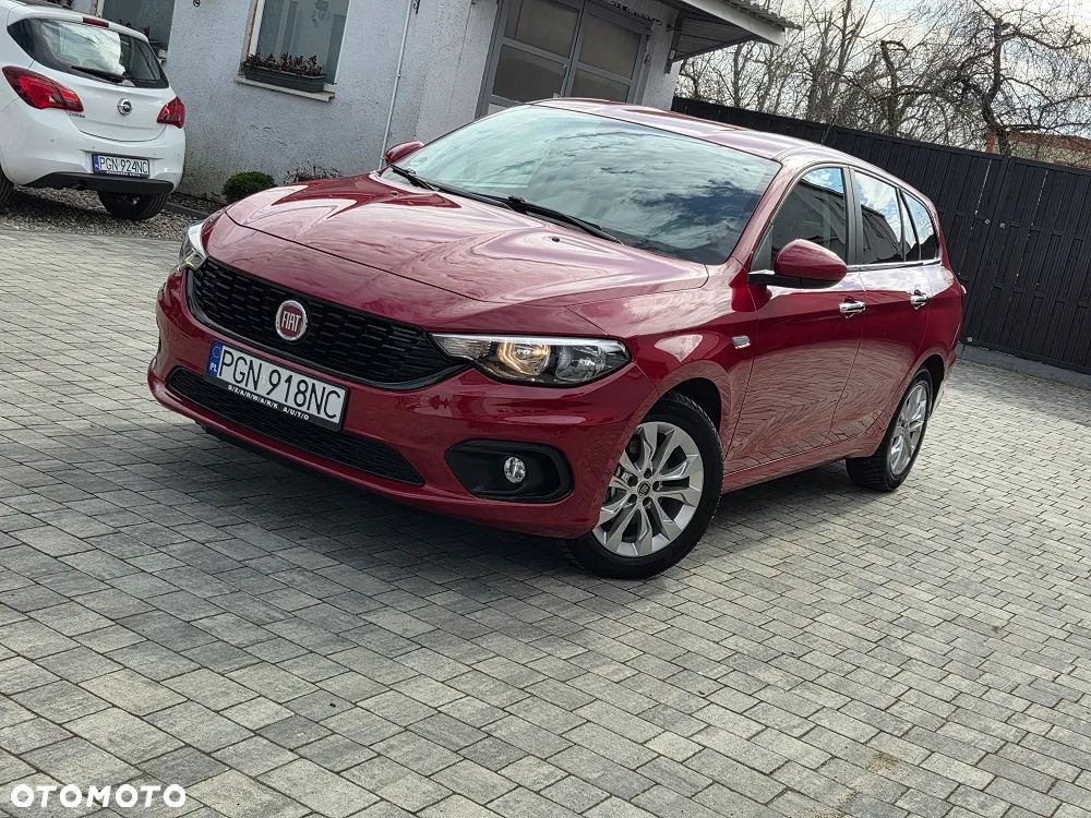 Fiat Tipo 1.4 16v Lounge EU6d - 33
