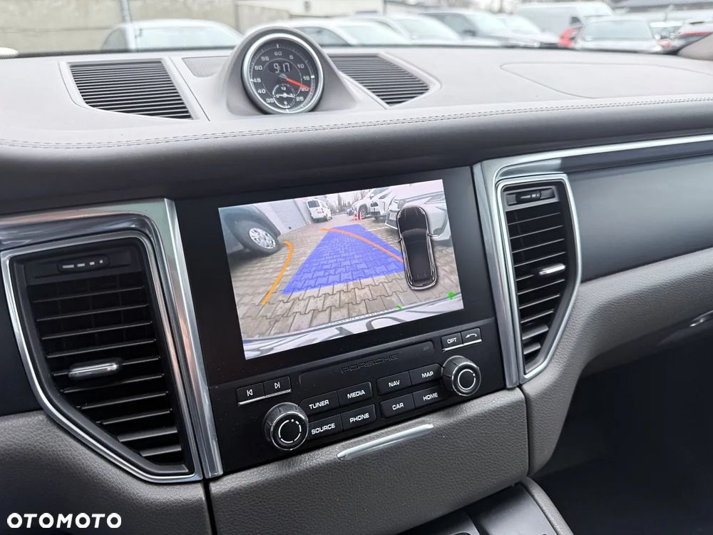 Porsche Macan - 20
