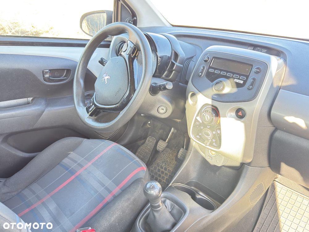 Peugeot 108 - 4