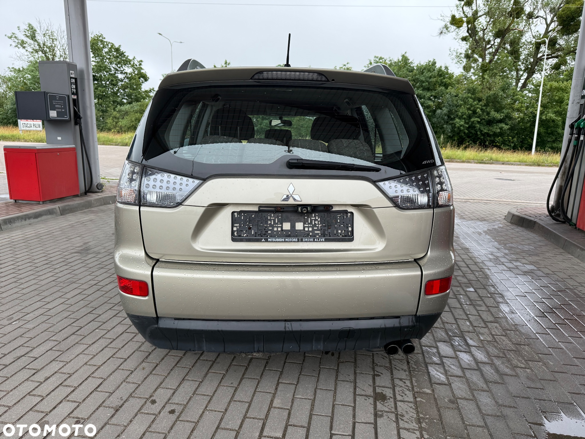Mitsubishi Outlander 2.0 DI-D 4WD Intense - 5