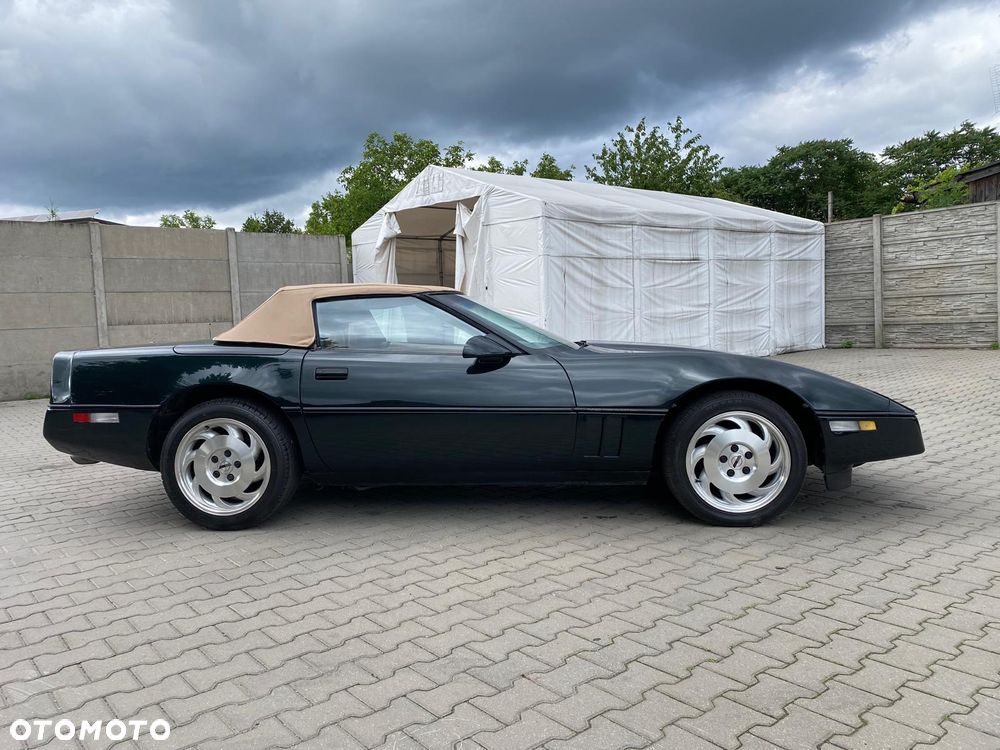 Chevrolet Corvette - 6