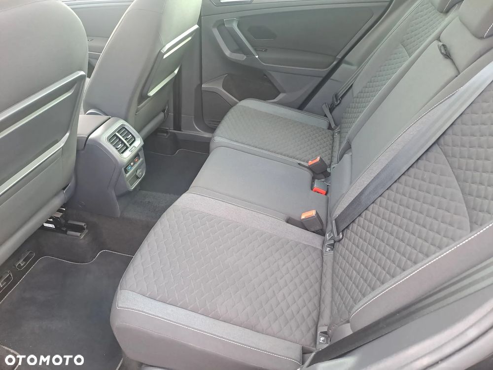 Volkswagen Tiguan 2.0 TDI SCR (BlueMotion Technology) Comfortline - 22