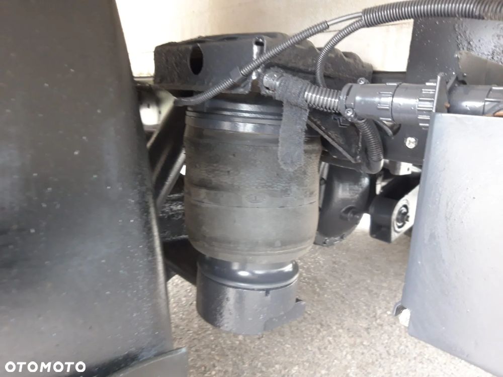 Iveco daily Super Stan tylko 270 tyś km - 12