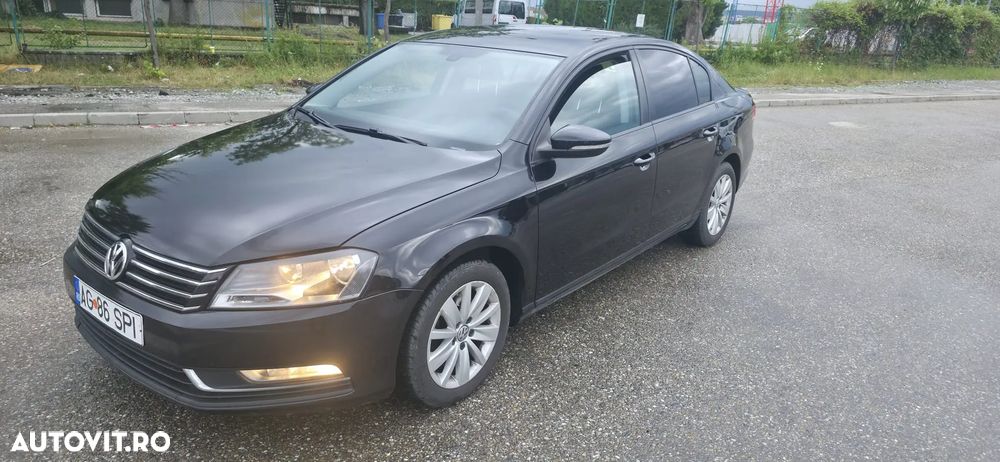 Volkswagen Passat 2.0 TDI BlueMotion Technology Comfortline - 5