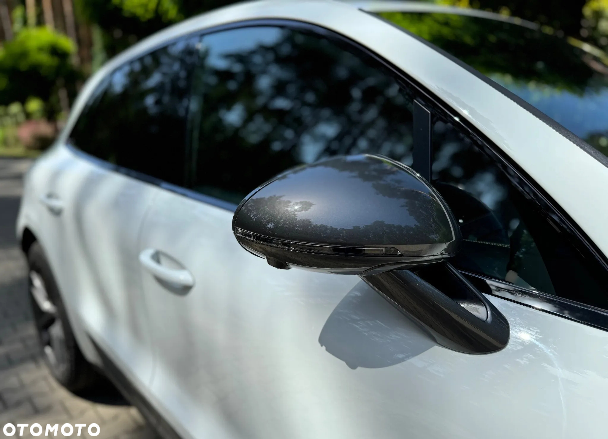Porsche Macan T - 12
