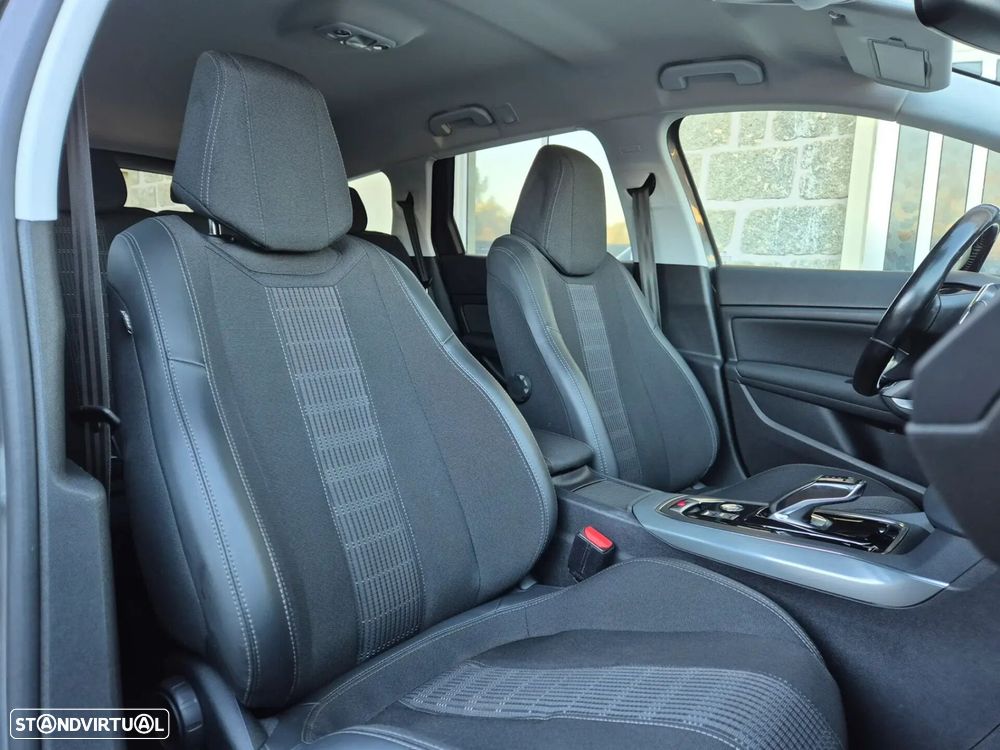Peugeot 308 SW - 12