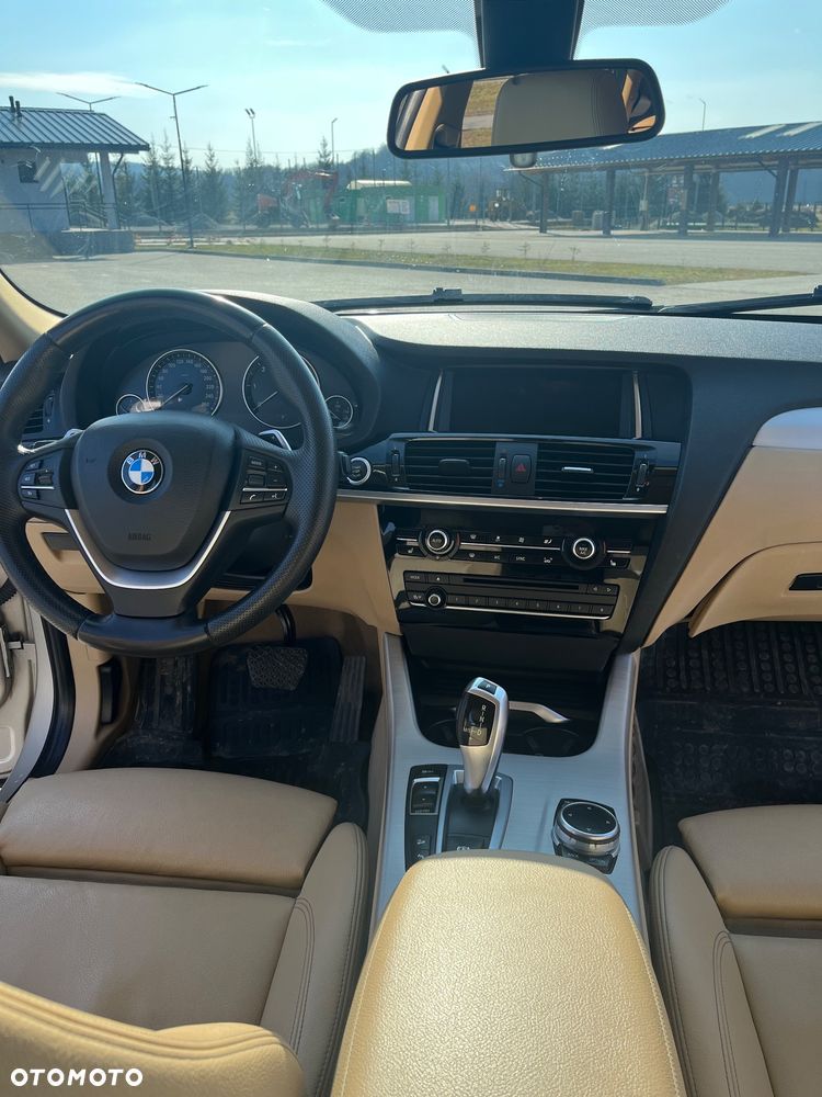 BMW X4 xDrive20d xLine - 12