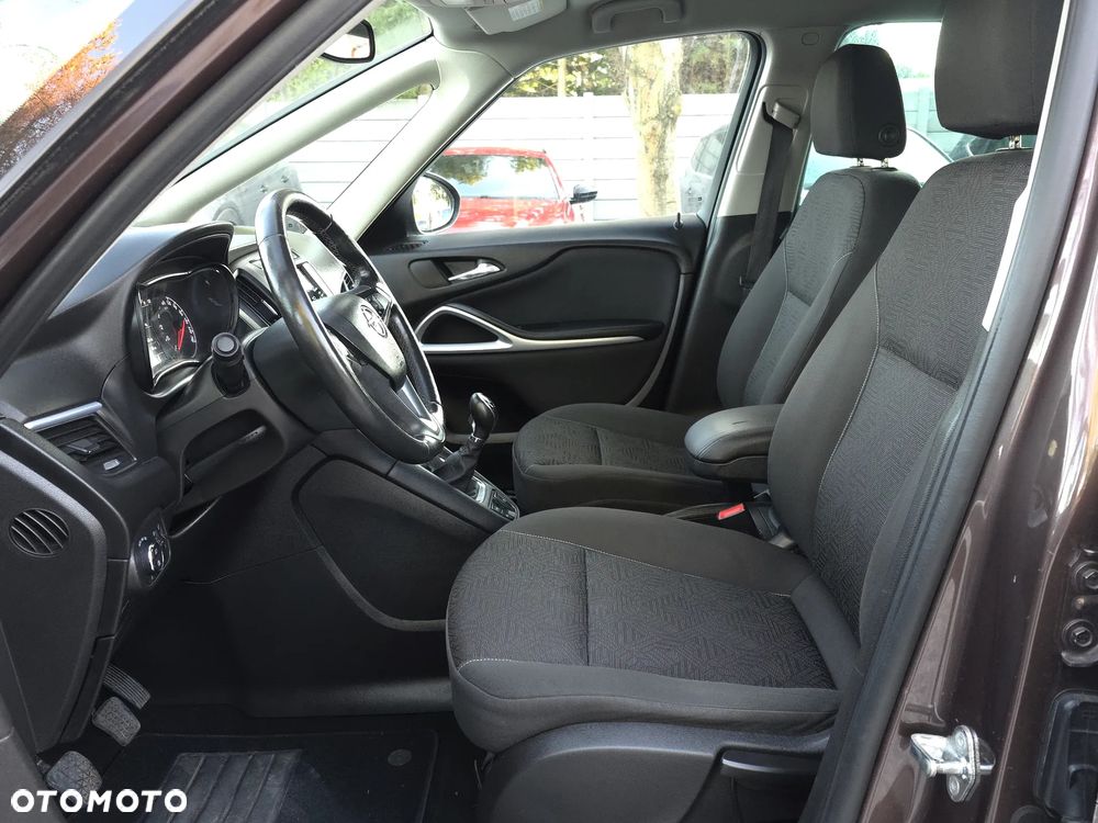 Opel Zafira Tourer 1.4 Turbo Innovation - 11