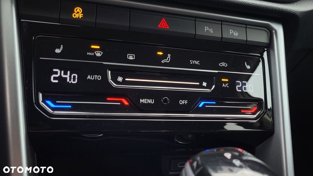 Volkswagen T-Roc - 25