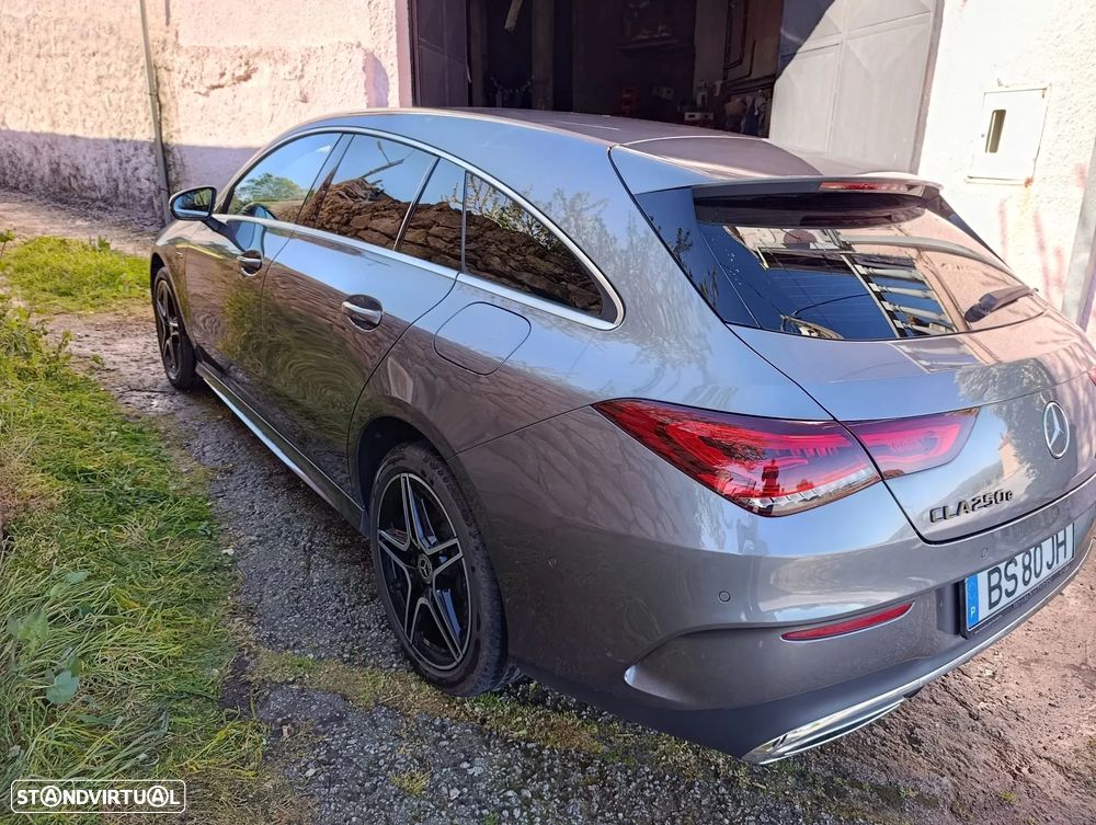 Mercedes-Benz CLA 250 e 8G-DCT AMG Line - 18