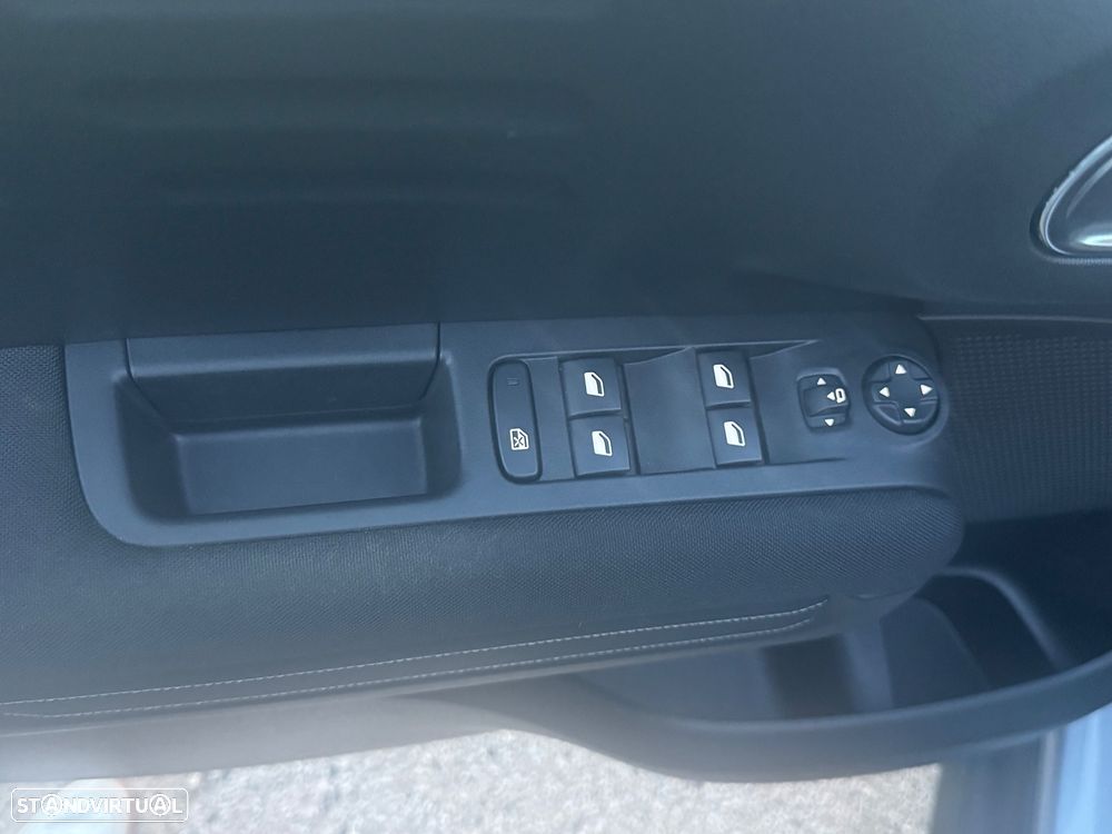 Citroën C3 Aircross PureTech 110 Stop & Start OPF Rip Curl - 19