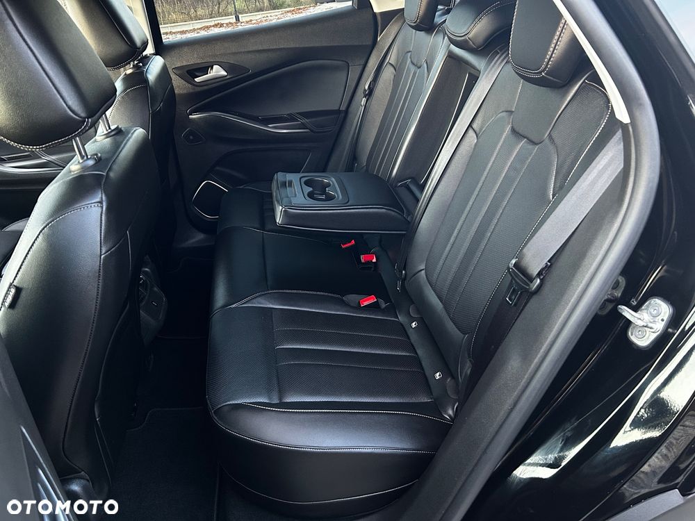 Opel Grandland X Plug-in-Hybrid4 1.6 DI Start/Stop Business INNOVATION - 31