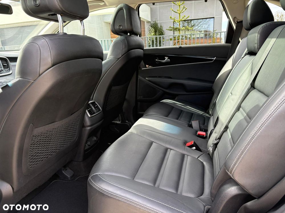 Kia Sorento 2.2 CRDi AWD Edition 7 - 21