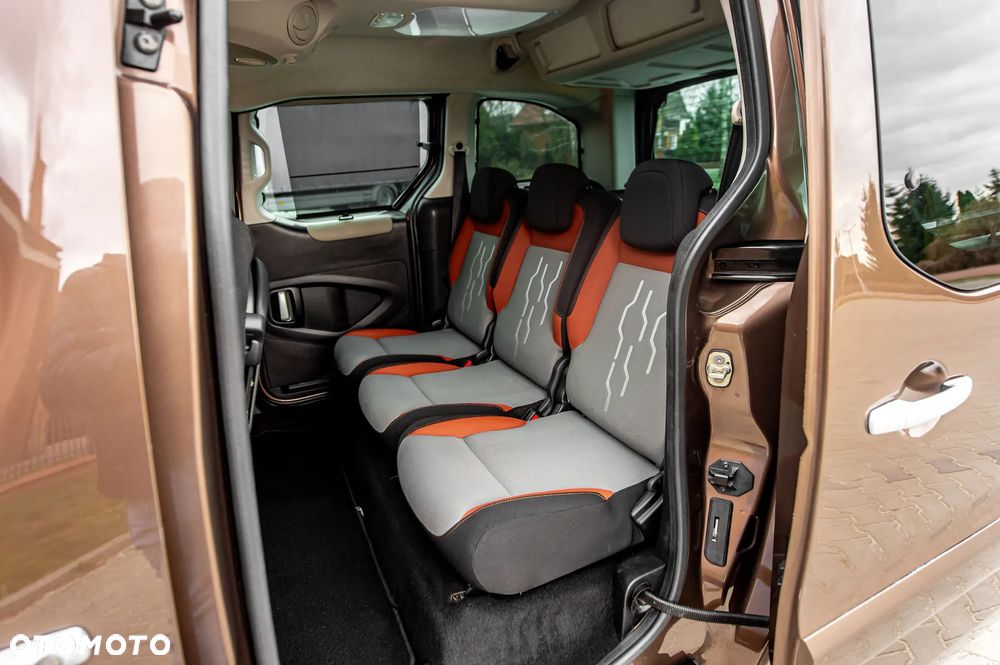 Peugeot Partner HDi FAP 115 Allure - 22