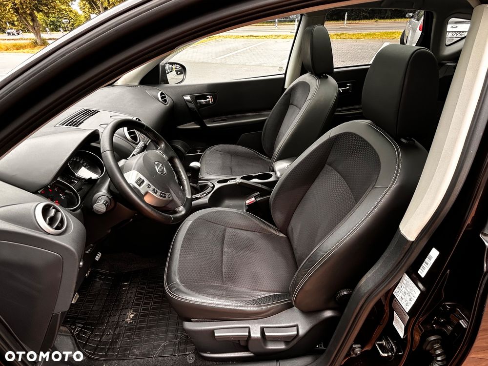 Nissan Qashqai 1.6 Tekna - 25