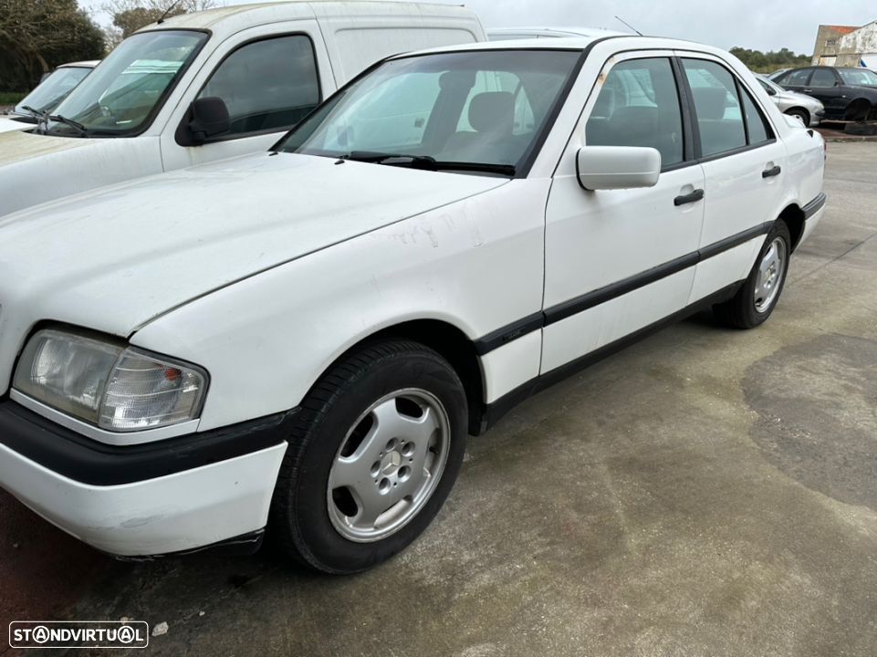 Mercedes Class C W202 de 1996 para peças - 1