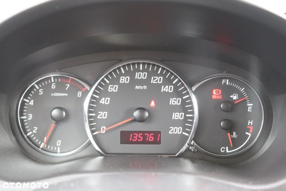 Suzuki Swift 1.3 Club dance - 30