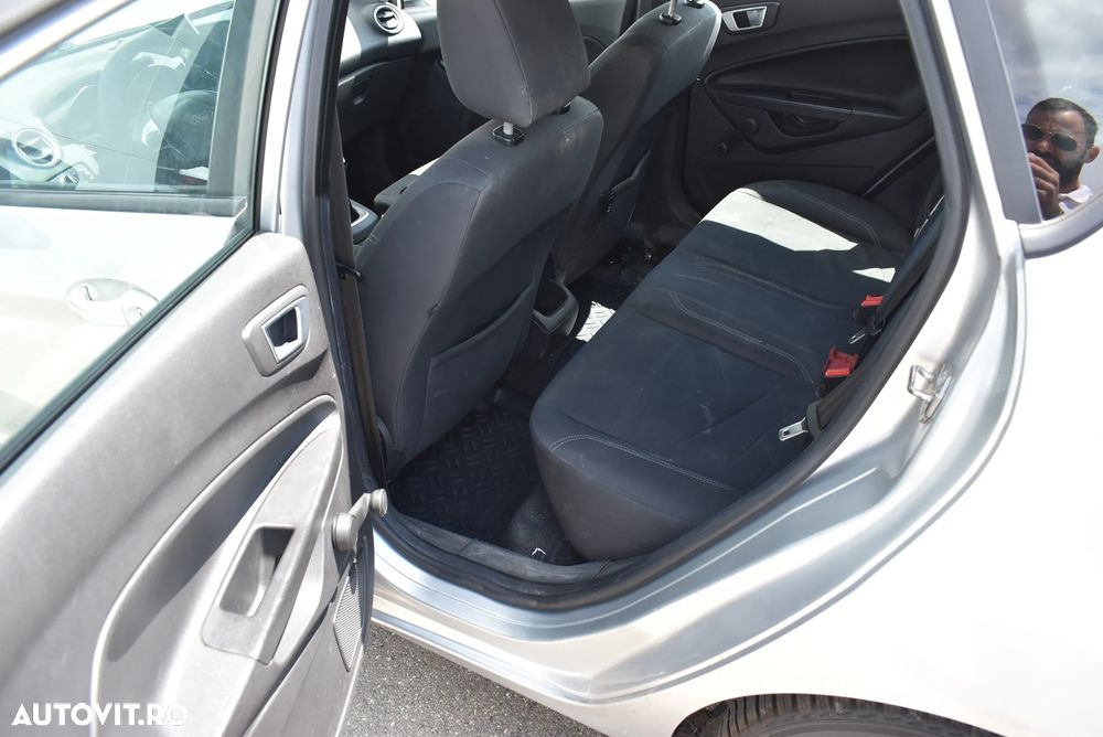 FORD Fiesta 2013 — imagine 14