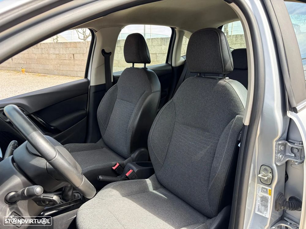 Citroën C3 1.2 PureTech Feel - 5